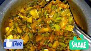 Gawar aur aloo ki sabzi 😋  gavar chi bhaji easy recipe  gawar phali sabzi  cluster beans recipe [upl. by Llewxam588]