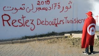 Rêves démocratiques pauvreté terrorisme Les Tunisiens divisés [upl. by Omiseno]