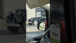 Citroën traction avant pris au vol 😅 [upl. by Fendig746]