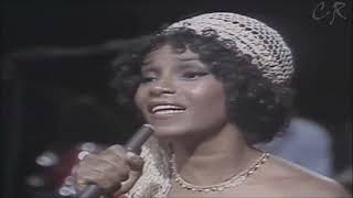 Elza Soares Malandro TVE 1981 Ao vivo live show televisão samba Brasil autor Jorge Aragão [upl. by Akimal238]