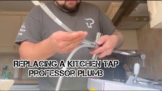 Jobbing plumber  replacing a kitchen tap [upl. by Blanche]