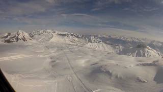 Gletscherlandung in den Schweizer Alpen Glacier de Tsanfleuron 9420ft neben Skipiste [upl. by Eniksre128]