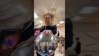 Van de graff Generator shorts physics education neet iit [upl. by Enirhtak]