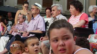 DECORAM EL POBLE PER FESTES [upl. by Ecahc396]