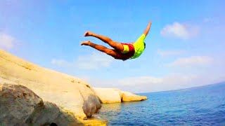 أجمل القفزات في شاطئ كرابلانكا الشاطئ الذي لا يعرفه كثير من المغاربة Cara Blanca Cliff jumps [upl. by Ellemaj]