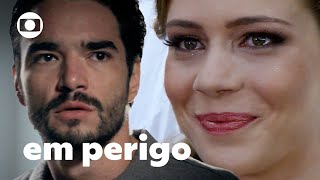 José Pedro sequestra Cristina a mando de Silviano   Império  TV Globo [upl. by Alimrahs]