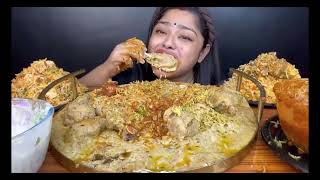 Maddy Eats ASMR creamy chicken curry fried rice [upl. by Carbrey]