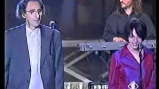 Battiato e Carmen Consoli  Strani giorni livemp4 [upl. by Eserahc]