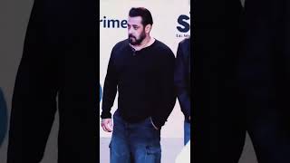 Jiske dole sole humkisikebharosenahichalte salmankhan salman salmanattitude salmanreviews [upl. by Tenej]