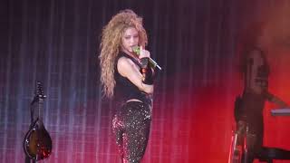 HD Shakira chantaje istanbul konseri el dorado world tour HD [upl. by Haimarej]