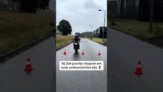 Wat ging er fout bij de linker leerling😝🥺❌ motorrijles motorrijlessen motorrijschool [upl. by Annala672]