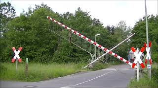 Bahnübergang Wulfen Westf  German Railroad crossing  Duitse Spoorwegovergang [upl. by Aviv746]