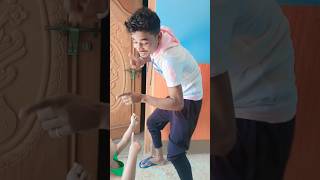 Kanta Laga hai Laga 😃😃 reels comedy tredingcomedy funny comedydance danceperformance treding [upl. by Tansy]