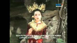 GUA PUTERI LAGU FLS2N 2012 SMP XAVERIUS BATURAJA CHIKA TAYANG DI TV NASIONAL TVRI [upl. by Eiram]