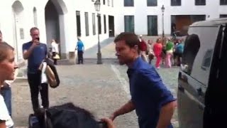 Xabi Alonso Exklusiv Hier kommt der Spanier in München an [upl. by Nothsa]