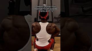 Mais largura… treinodecostas backworkout treino dieta bodybuldingbrasil musculacaobr treino [upl. by Rdnaskela]