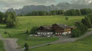 Seiser Alm  Hotel Ritsch  Ritsch Schwaige  Alpe di Siusi [upl. by Pickard166]