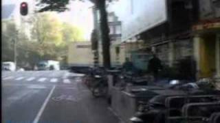 Groene golf voor fietsers Raadhuisstraat Amsterdam versneld x2 [upl. by Oidgime988]