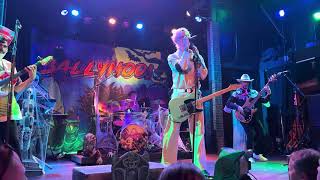 4K Ballyhoo performs “Prisoner” live at The State Theatre [upl. by Felicdad]