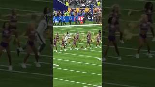 Greg Zuerlein unfazed by the Vikings cheer team [upl. by Lertnahs946]