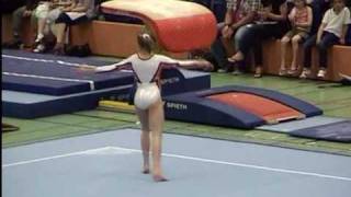 Gymnastics 2009  Elisabeth Seitz GER FX [upl. by Gotthard432]