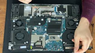 TUTORIAL Alienware X17 R2 Repaste READ DESCRIPTION VERY IMPORTANT NOTE  NO COMMENTARY [upl. by Ardnauqal]