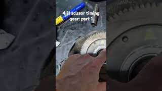 Retimingreadjusting 4jj1 scissor geartiming gear part 1 [upl. by Amarette]