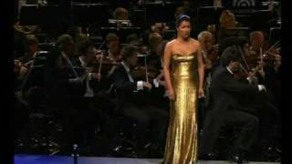 Operngala Anna Netrebko  quotBehind the scenesquot Teil1 [upl. by Minsk]