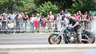 Rolling Thunder rider returns Marines salute [upl. by Imtiaz130]