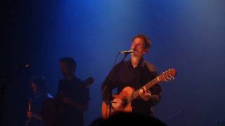 tes belle  Volo en concert a la cigale le 1602 [upl. by Johnsten946]