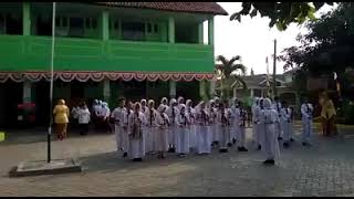 Persembahan Angklung Sarinande SD Negeri Duren Jaya IV [upl. by Kerin98]