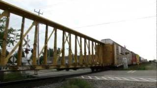 CP 9824 in Alliston 25SEP2011 [upl. by Orofselet]