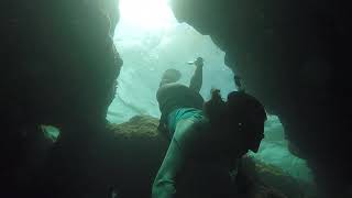 Snorkeling Small Caves at Anini Beach [upl. by Sibell]