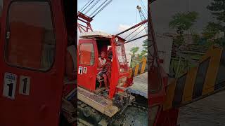 Crane operator skilled shortvideo amazing [upl. by Ydissahc]