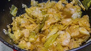 Southern Smothered Cabbage  Southern Fried Cabbage recipe  How to make Smothered Cabbage [upl. by Yderf]