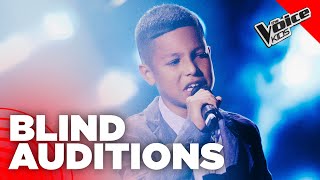 Simone canta “L’Essenziale” e COMMUOVE Clementino  The Voice Kids Italy  Blind Auditions [upl. by Raskind]