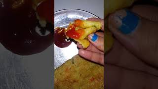 Ghar per mung daal ka chila Kaise banae Ghar per besan cheela Kaise banaenGhar per besan pakoda [upl. by Nertie]