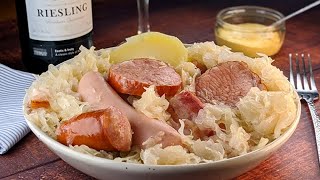 Le meilleur plat au chou  Recette Française  Choucroute garnie alsacienne [upl. by Saunder879]