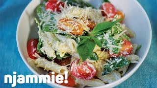 Pastasalade met spinazie en ricotta recept  njammie [upl. by Cr44]