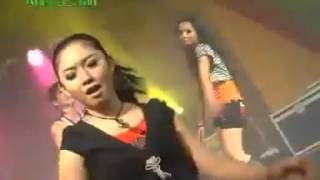 Ratna Antika  Ngaca Dulu  Karaoke  VC   YouTubeflv [upl. by Grania939]