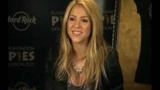 Shakira una diseñadora comprometida [upl. by Notreve]