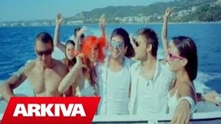 Sinan Hoxha ft Seldi Qalliu  Bjondina Official Video HD [upl. by Asille]