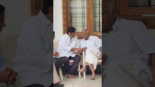 Raghu babu amp venkatesh Consoles RajendraPrasad on the demise of his daughter [upl. by Manoff]