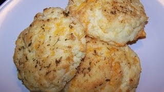 Red Lobsters Cheddar Bay Biscuits  Gluten Free Copycat [upl. by Adnamma]