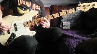 Saltcoats man plays quotCareer Of Evilquot by Blue Öyster Cult Bass cover blueoystercult basscover boc [upl. by Dorcus]