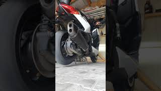 Yamaha xmax akrapovic 400 exhaust sound [upl. by Behm781]