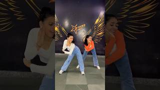 Bairan Begani 🔥🔥 newsong dance rdance rrgirls bairanbegani trending shorts shortvideo [upl. by Werdnaed]