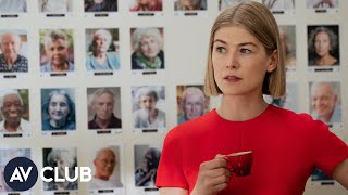 Rosamund Pike on I Care A Lot and vapelife [upl. by Nwotna602]