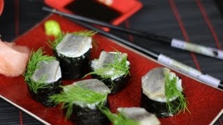 Przepis na Sushi maki ze śledzia po polsku [upl. by Nitneuq]