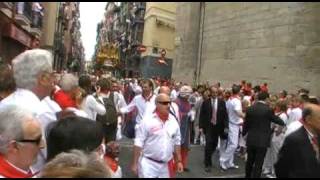 Procesión de San Fermín [upl. by Hsirrap975]